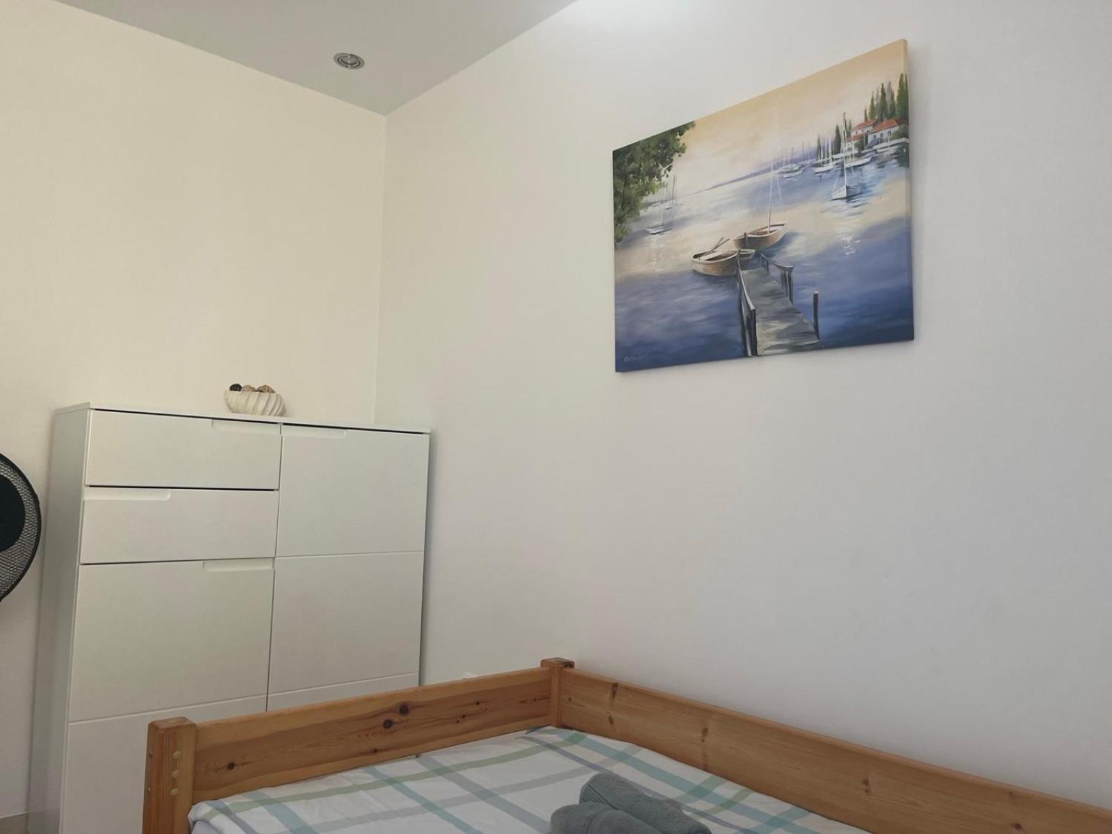 Sinisa Apartman วีร์ ภายนอก รูปภาพ
